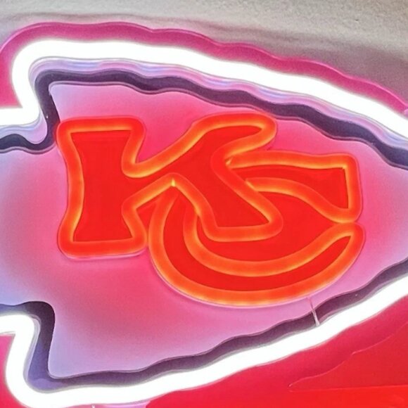 KANSAS CITY CHIEFS NEON LED SIGN - Picture 3 of 4